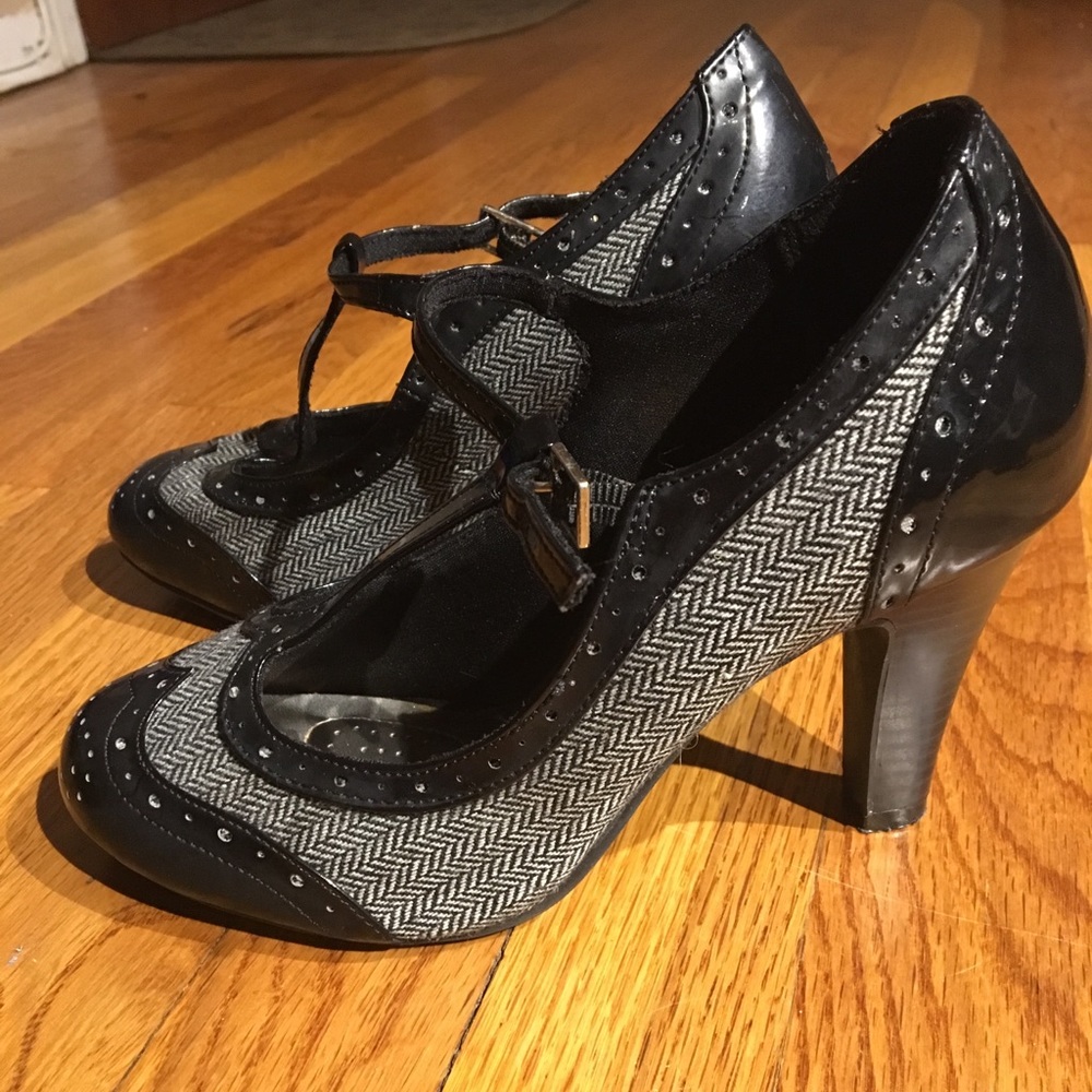 mary jane pumps